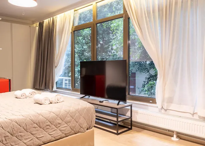 Tsakalof 10 View Central Apartment By Superhost Hub